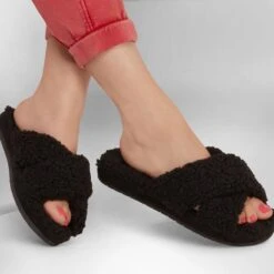 Skechers Womens Cozy Slide Crossover Sherpa Slip On Slippers -BreezeSole Shoes Store ske1963 bbk 06